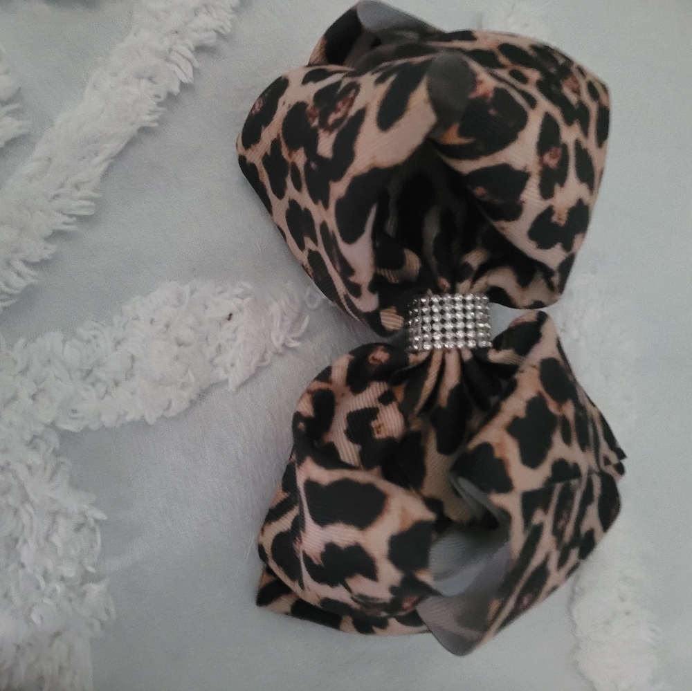 Leopard hair accesory